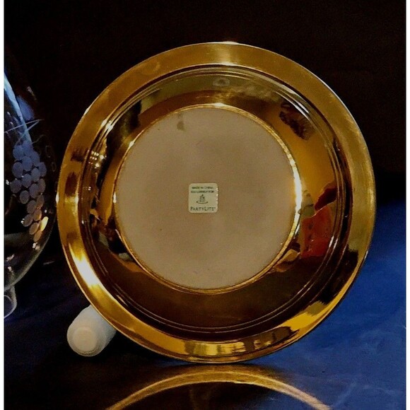 Partylite Calypso/Tuscany Gold Leaf Etched Grapes 11" Hurricane Lamp LED Pillar - Picture 9 of 10